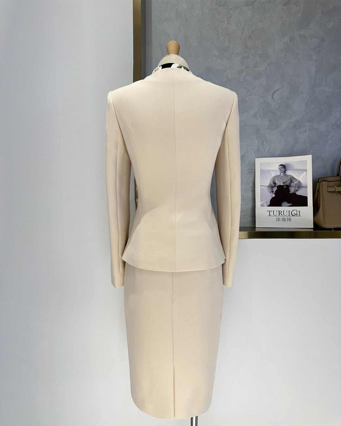 Elegant Peplum Women Suit Set  - Women Formal Wear For Conference ulasan dan harga